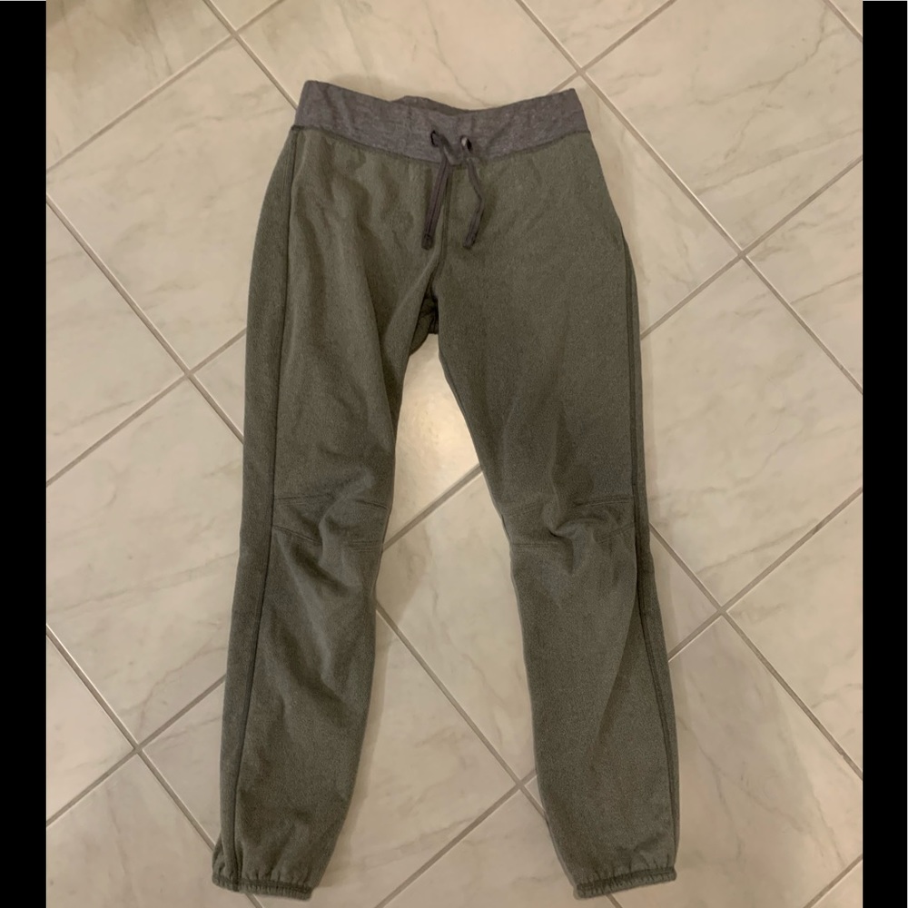 Ivivva sweatpants
